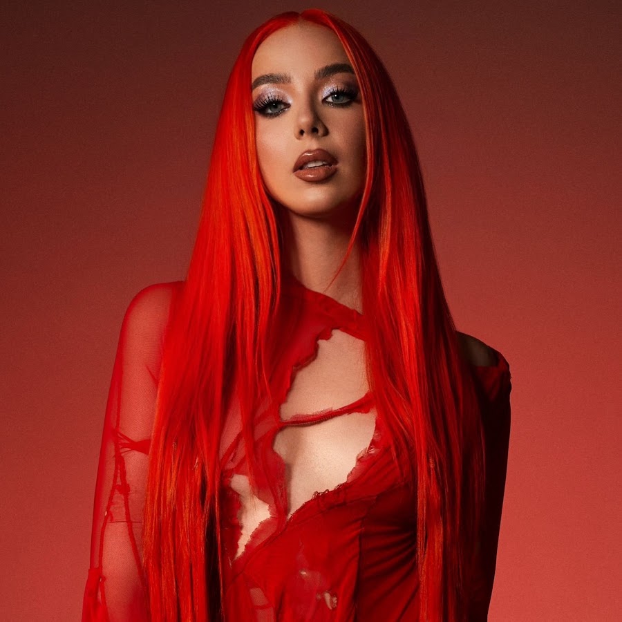 Olivia Addams - YouTube